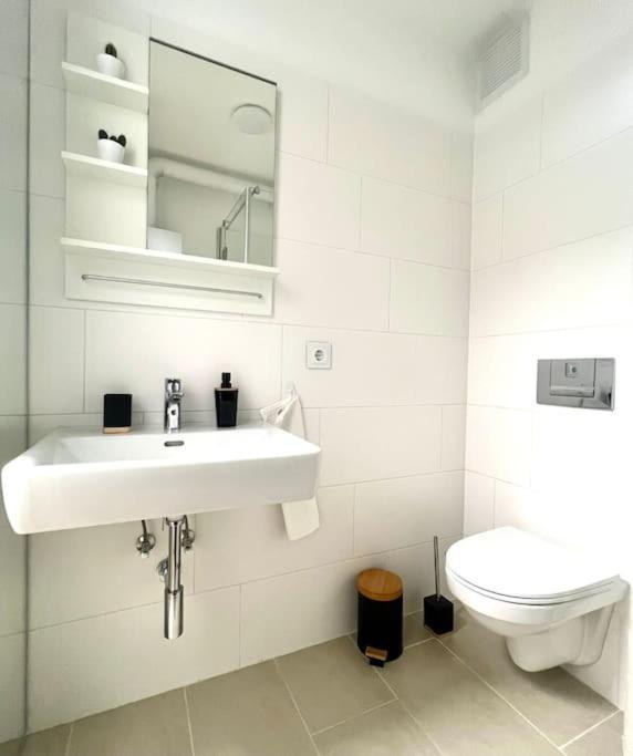 וינה Cosy Apartment מראה חיצוני תמונה